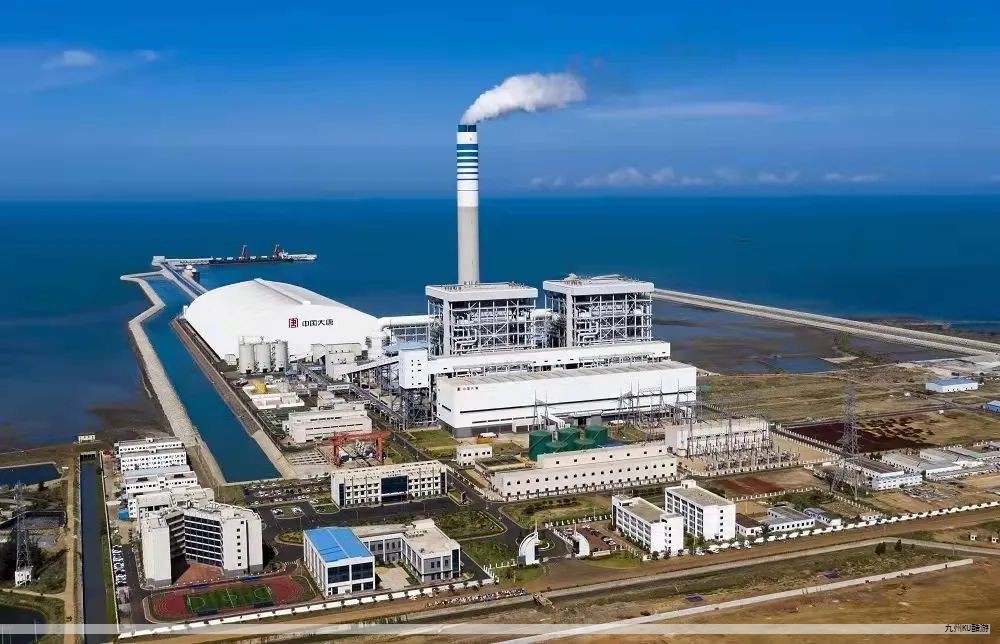 太阳能光伏发电的核心意义在于以太阳能作为长期清洁能源源源不断地发电，避免使用地球上的化石能源。