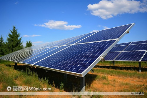 在东非大裂谷这条纵贯非洲的地质裂缝中,地壳的缓慢张裂释放出源源不断的热能,也让这里成为全球重要的清洁能源宝库。肯尼亚的奥尔卡里亚地热项目就坐落在这一带活跃的地热带,成为国家能源结构中的重要支柱。 在东非大裂谷这条纵贯非洲的地质裂缝中,地壳的缓慢张裂释放出源源不断的热能,也让这里成为全球重要的清洁能源宝库。肯尼亚的奥尔卡里亚地热项目就坐落在这一带活跃的地热带,成为国家能源结构中的重要支柱。