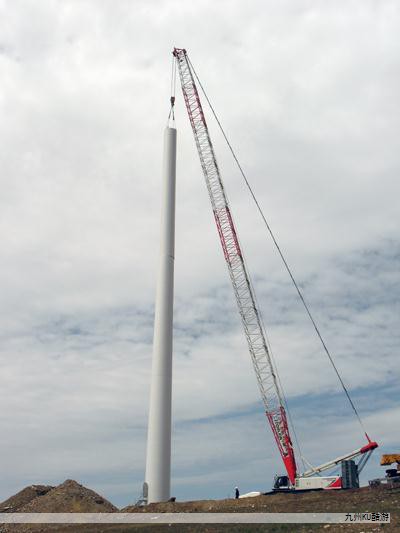 风力发电以其清洁、可再生的特性,正在逐步成为全球能源转型的重要支撑。相比传统化石能源,风能在产生电力的过程几乎不排放污染物,且资源量巨大,受到各国的高度重视与广泛开发。 风力发电以其清洁、可再生的特性,正在逐步成为全球能源转型的重要支撑。相比传统化石能源,风能在产生电力的过程几乎不排放污染物,且资源量巨大,受到各国的高度重视与广泛开发。