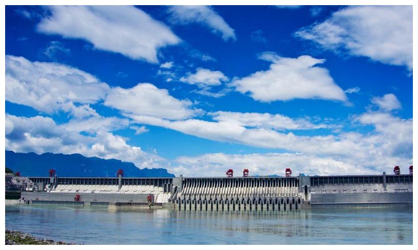 注册地址为长沙市天心区芙蓉中路三段142号光大发展大厦2708