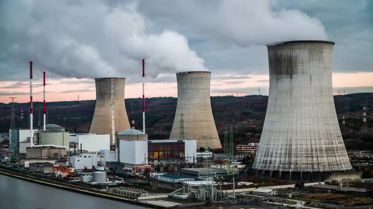 该企业去年新增陆运发货场地