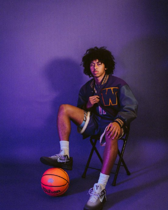 18岁中国篮球新星朱正承诺加盟西卡罗莱纳大学